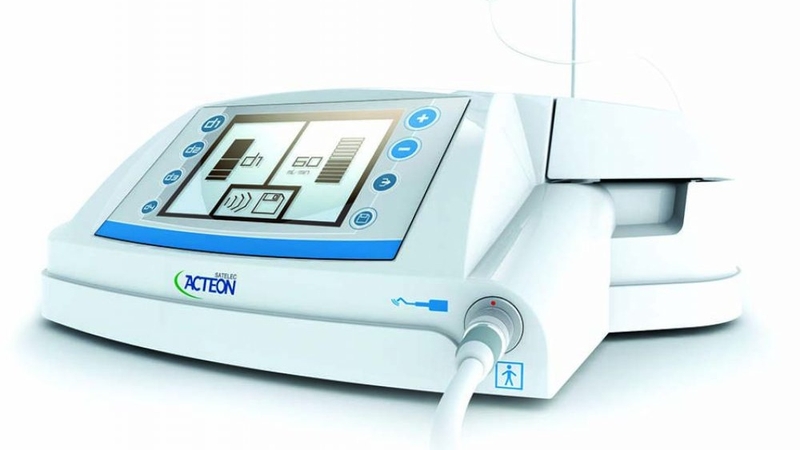 Máy siêu âm sử dụng khi nhổ răng khôn