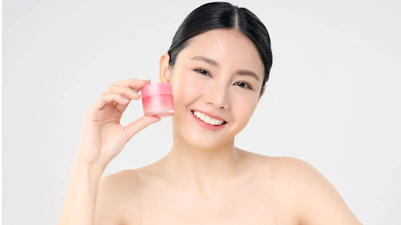 Hướng dẫn cách nhũ hoá sáp tẩy trang đơn giản 1