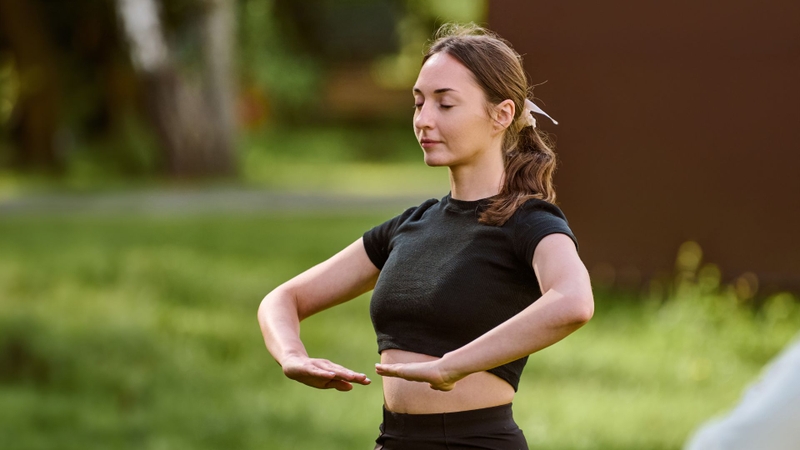 Khí công có thể hỗ trợ sức khỏe tim mạch khi kết hợp với lối sống lành mạnh