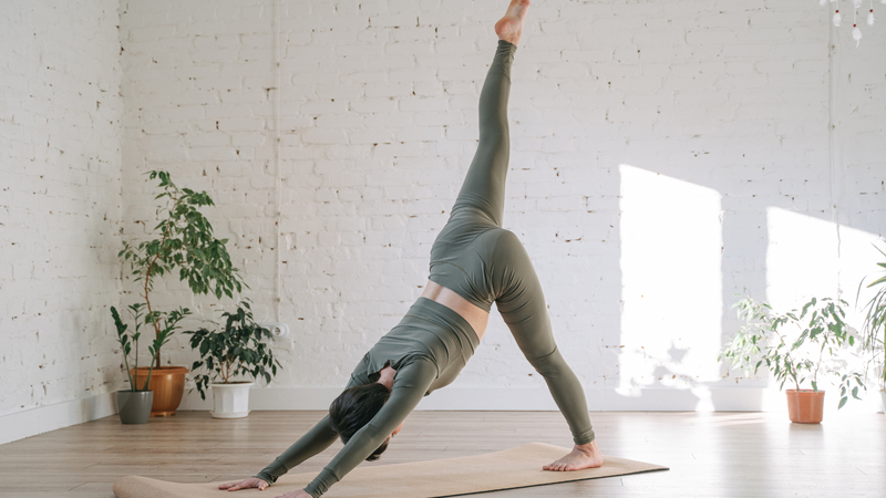 Bài tập hiệu quả tại nhà giúp bạn duy trì sức khỏe và vóc dáng mùa đông