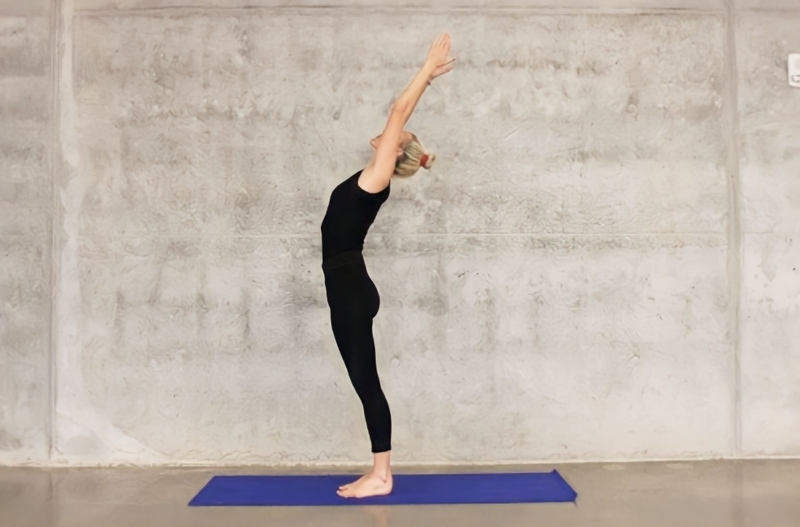 Những bài tập yoga chữa giãn tĩnh mạch chân phù hợp với nhiều người 2