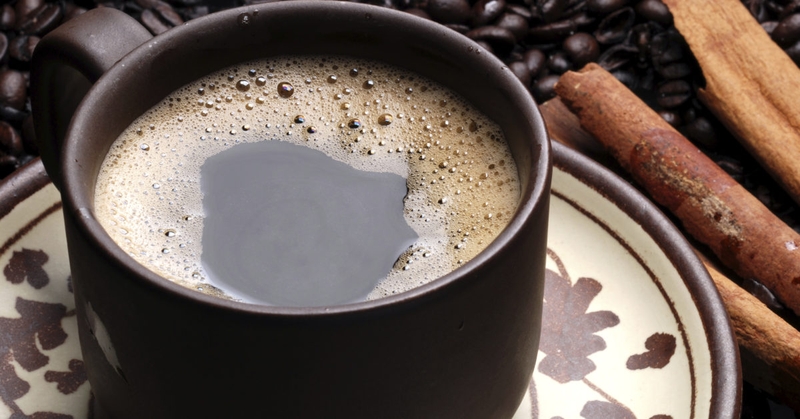 nhung-cach-don-gian-de-lam-cho-ly-ca-phe-cua-ban-tro-nen-lanh-manh 3