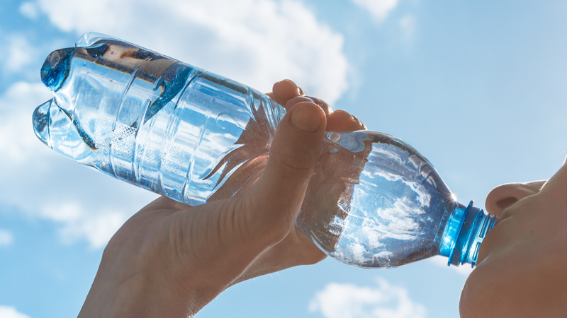 Những cách làm mát phòng ngủ vào mùa hè đơn giản và hiệu quả - Mẹo giúp hạn chế tăng nhiệt độ phòng 3