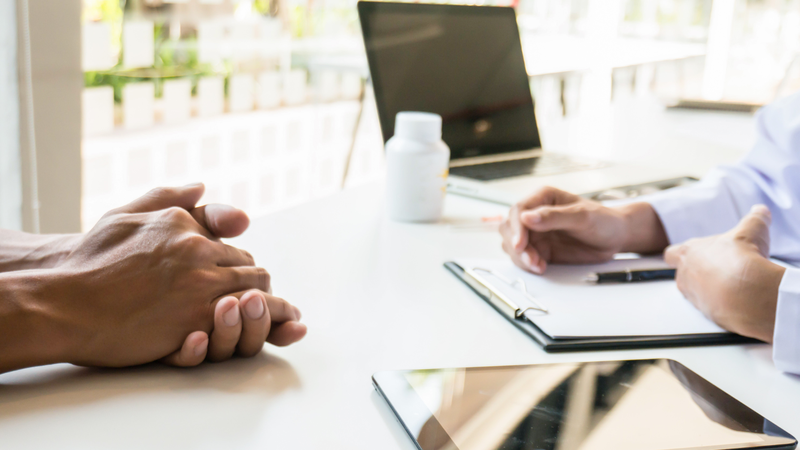 Những câu hỏi cần hỏi bác sĩ khi người thân bị đột quỵ: Đừng bỏ lỡ “thời gian vàng” 1