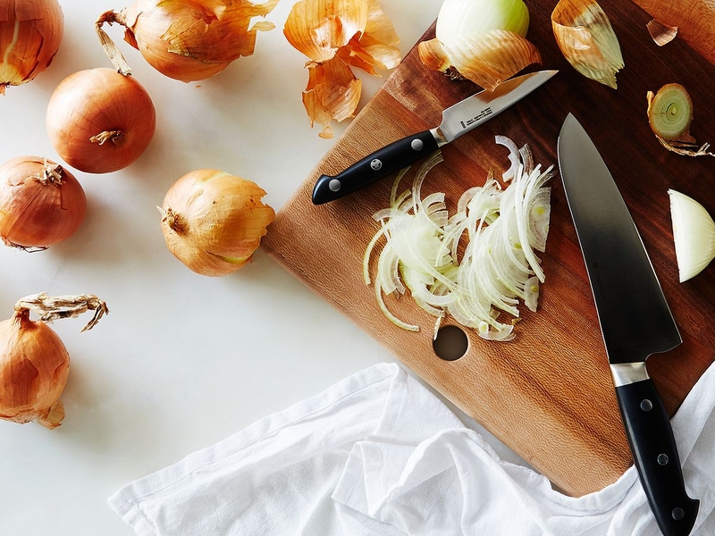 Những công dụng bất ngờ của vỏ hành tây - Cách sử dụng vỏ hành tây trong đời sống 3