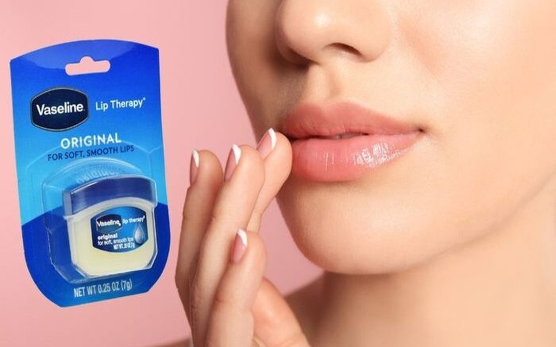 Vaseline dưỡng ẩm là gì? Công dụng của Vaseline dưỡng ẩm 3