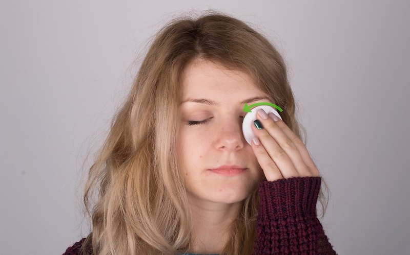 Vaseline dưỡng ẩm là gì? Công dụng của Vaseline dưỡng ẩm 4