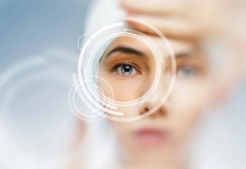 Những điều cần biết về phẫu thuật Phakic trong điều trị tật khúc xạ 2