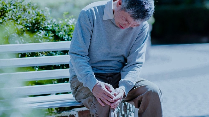 Đau nhức xương khớp vào mùa lạnh do đâu? Cách khắc phục hiệu quả? 1