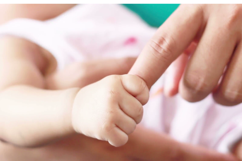 Những điều mẹ nên biết về sự phát triển của trẻ sơ sinh 1 tháng tuổi 3