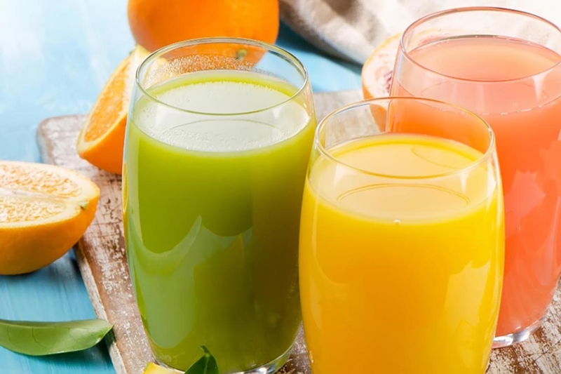 nhung-loai-nuoc-gi-chua-sat-va-canxi-nen-uong-thuong-xuyen