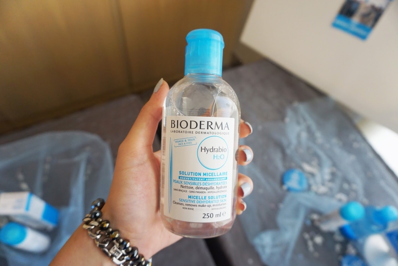 Những loại nước tẩy trang cho da dầu ngon bổ rẻ 5