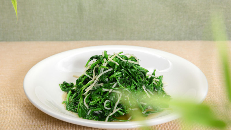 Rau muống dễ trồng và dễ chế biến làm các món ăn hàng ngày