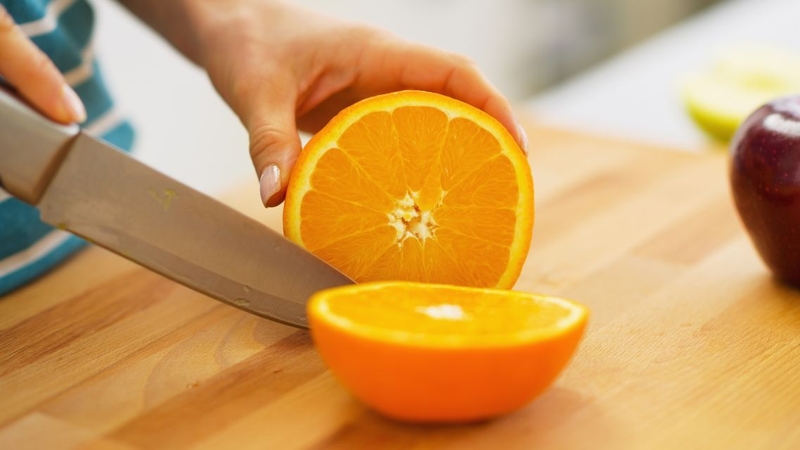 Một số loại trái cây có hàm lượng đường hoặc axit cao cần được sử dụng với lượng hợp lý