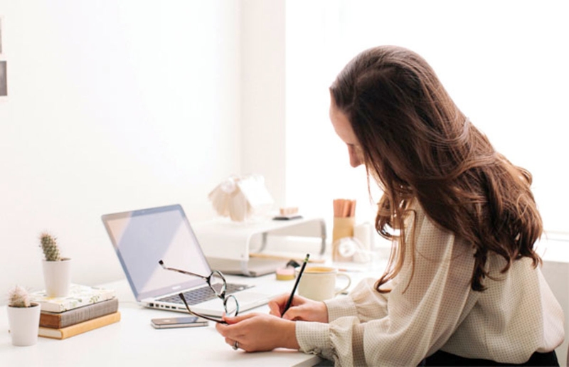 Do thích ở một mình, người hướng nội có xu hướng làm việc độc lập hơn