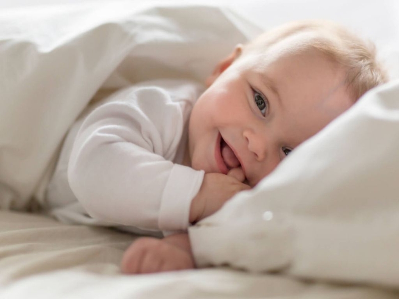 Những lưu ý cho mẹ khi chăm sóc trẻ sơ sinh 1 tuần tuổi an toàn 2