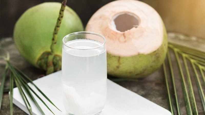 Giải đáp thắc mắc: Dị ứng uống nước dừa có tốt hay không? 3