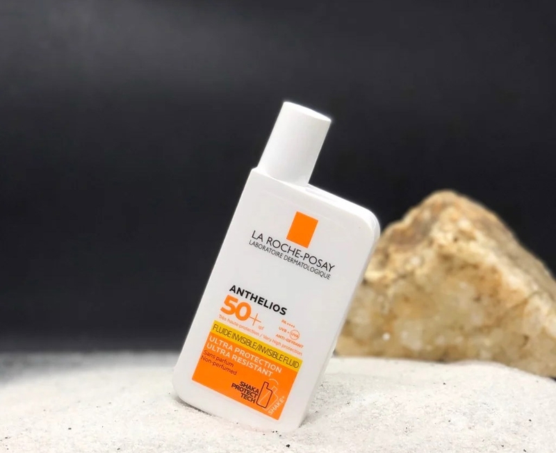 Những mẫu kem chống nắng khô thoáng không bết rít