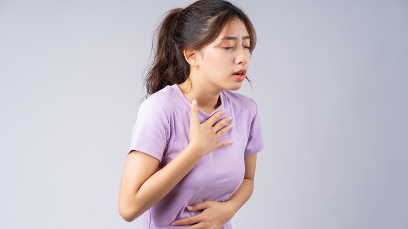 Người có vấn đề về tiêu hóa là 1 trong những người không nên uống Omega-3
