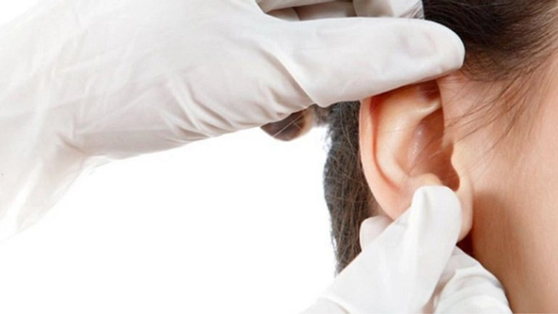 Tê tai là gì? Những nguyên nhân nào dẫn đến tình trạng tê tai? 1