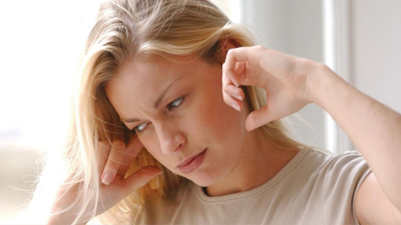 Tê tai là gì? Những nguyên nhân nào dẫn đến tình trạng tê tai? 2