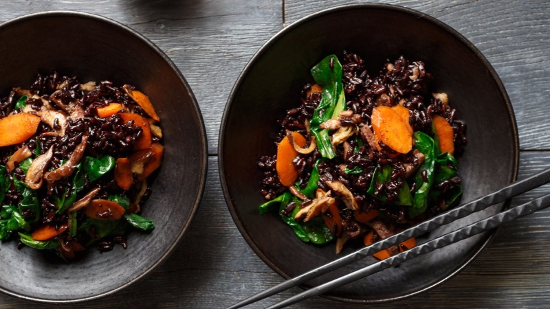 Dùng gạo lứt đen mang lại những lợi ích cho sức khoẻ