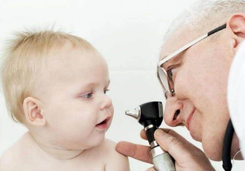 Những thông tin bạn chưa biết về tình trạng lông quặm ở trẻ nhỏ 1