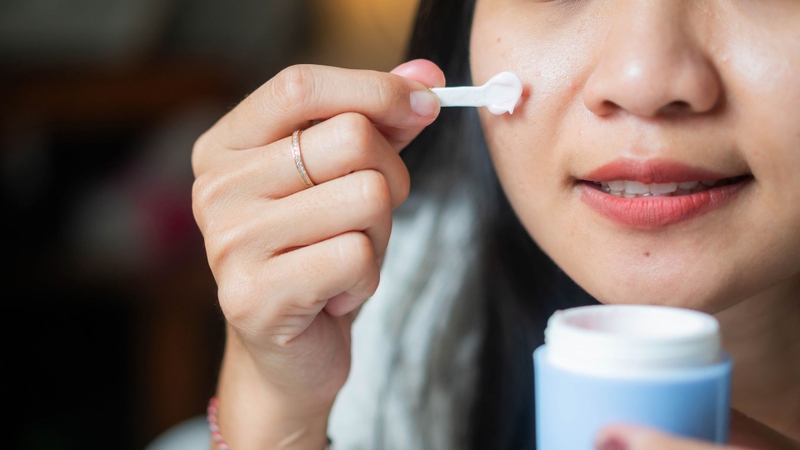 Niacinamide hỗ trợ duy trì và củng cố hàng rào bảo vệ da