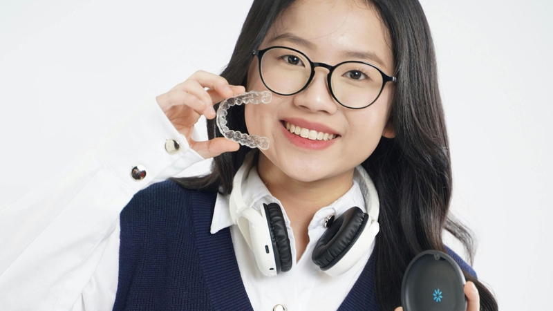 Khay niềng trong suốt có tính thẩm mỹ cao