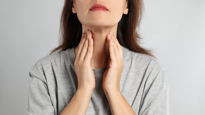 Việc kiểm tra hạch thường xuyên giúp phát hiện sớm những thay đổi bất thường