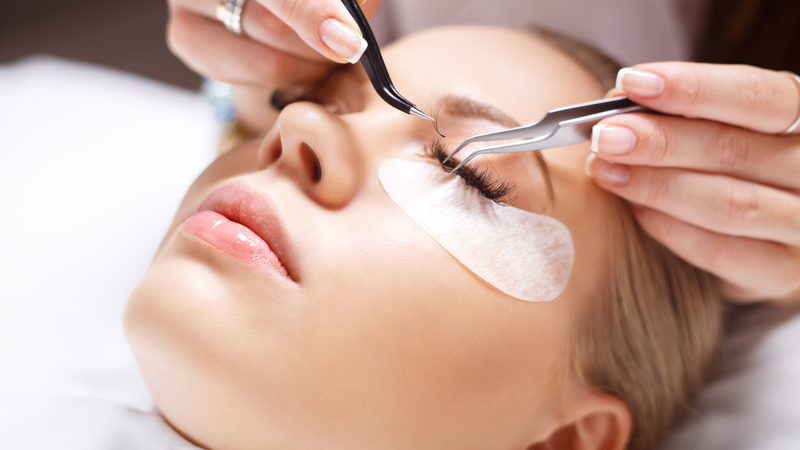 Nối mi có bị rụng mi thật không? Làm sao để hạn chế rụng mi sau khi nối? 1