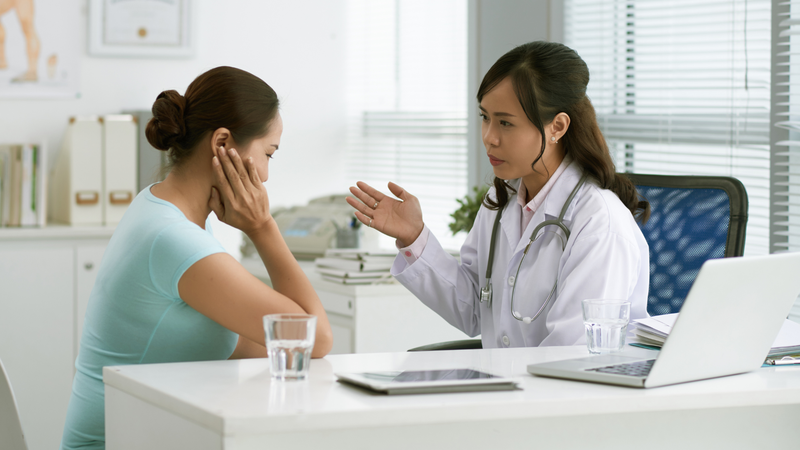 Người có bệnh lý nền nghiêm trọng cần được bác sĩ đánh giá trước khi thực hiện