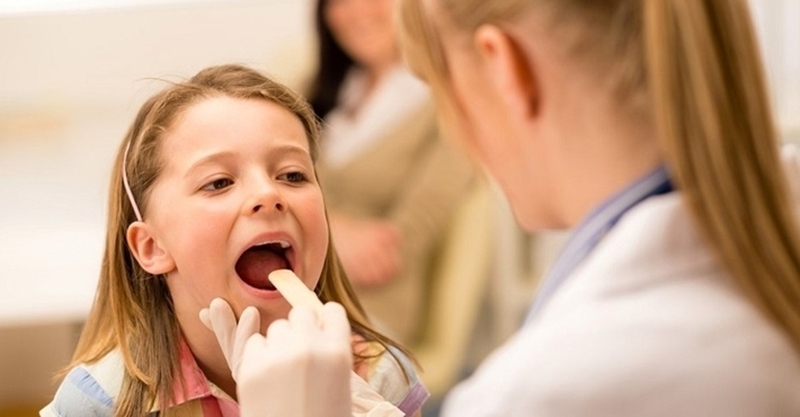 Khi có các triệu chứng của bệnh tai, mũi, họng thì nên đi nội soi