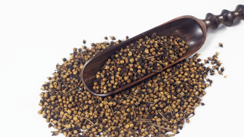 Lưu ý không nên uống nước nụ vối khi đang bụng đói