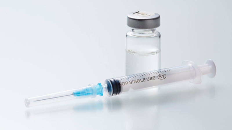 Không nên tự ý quyết định tiêm phòng vì việc tiêm vắc xin cần được chỉ định đúng thời điểm và đối tượng, tránh lạm dụng