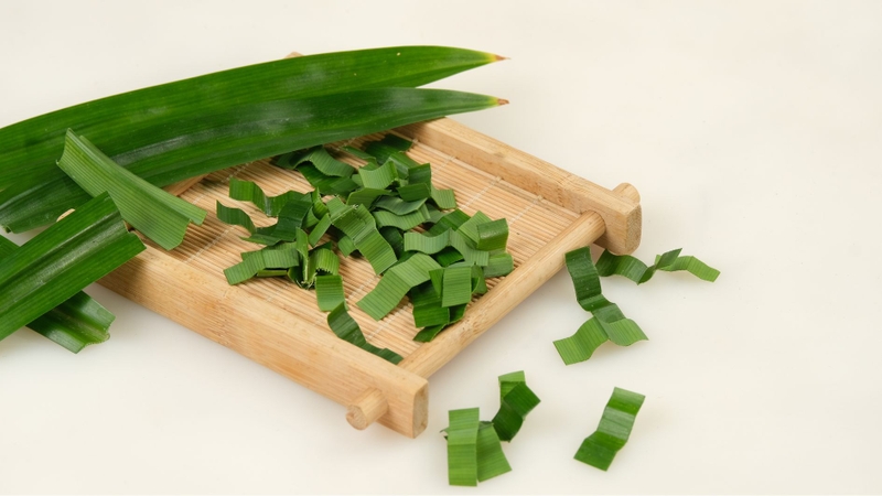 Lá dứa thường có tác dụng thanh nhiệt, giải độc