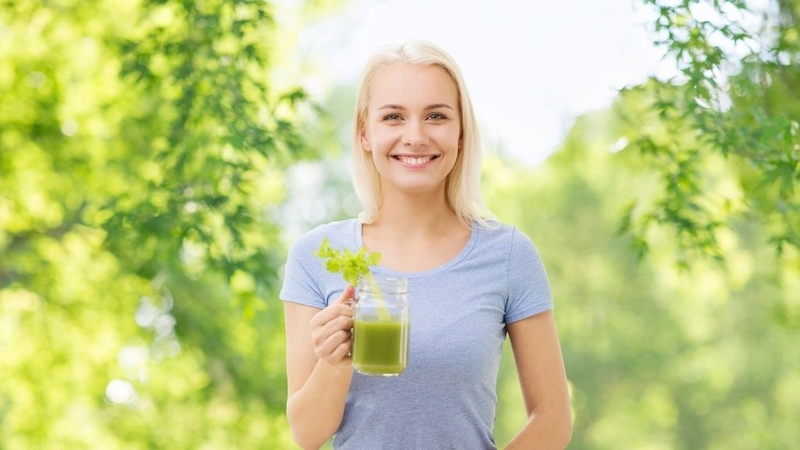 Nước ép cần tây nguyên chất: Lợi ích gì khi uống? 4