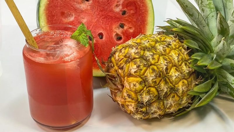 nuoc-ep-dua-hau-mix-voi-gi-ngon 1.jpg