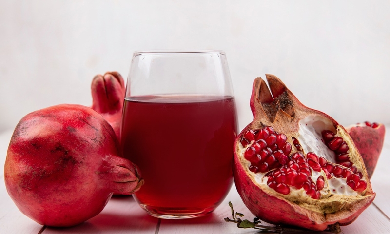 Giải đáp: Sau sinh uống nước ép lựu được không? 4