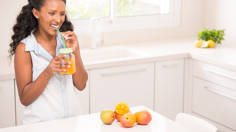 Nước ép xoài: Thành phần dinh dưỡng, lợi ích sức khỏe và hướng dẫn cách làm 5