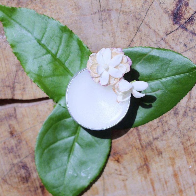 Nước hoa khô là gì? Có nên sử dụng nước hoa khô?-4