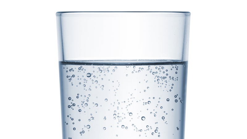 Nước khoáng có phải là chất tinh khiết không? Điểm giống và khác là gì 1