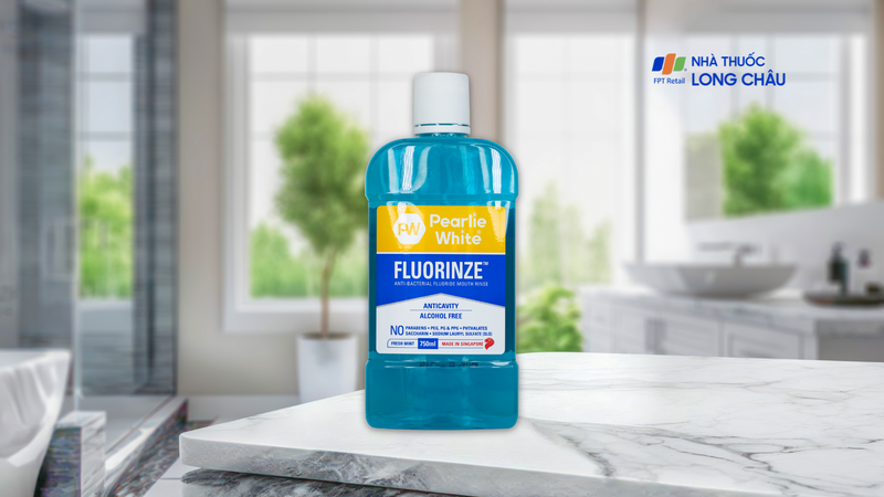 Nước súc miệng Pearlie White Fluorinze giá tốt
