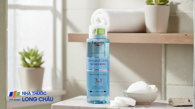 nuoc-tay-trang-eucerin-dermato-clean-micellar-3-in-1-danh-cho-da-nhay-cam-chai-400-ml.png