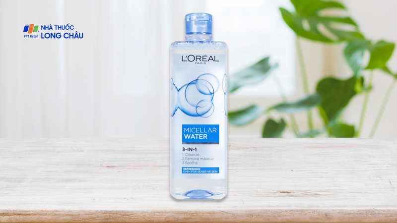 Công nghệ Micelle giúp làm sạch nhẹ nhàng bằng cách bao bọc và loại bỏ tạp chất trên da