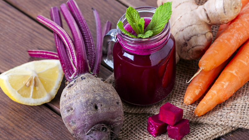 Một số thực phẩm ảnh hưởng đến màu nước tiểu