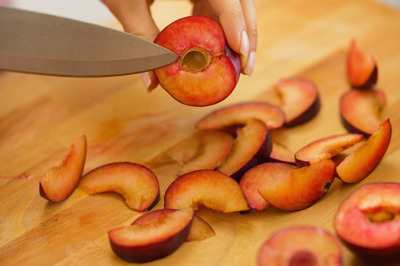 Nuốt hạt mận có tiêu hóa được không? 2