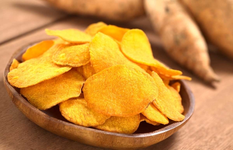 ở cữ ăn được xúc xích không 6