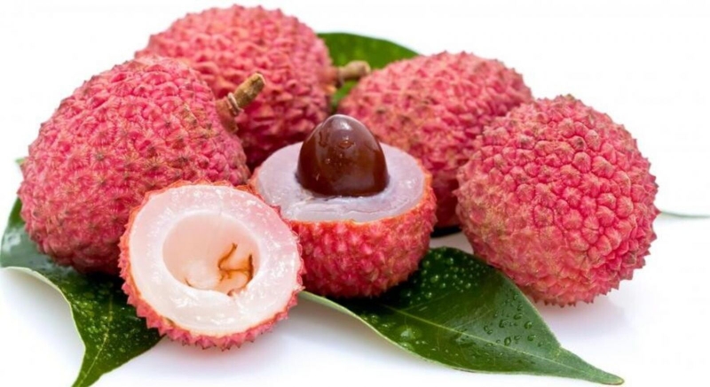 ở cữ có được ăn vải không 1