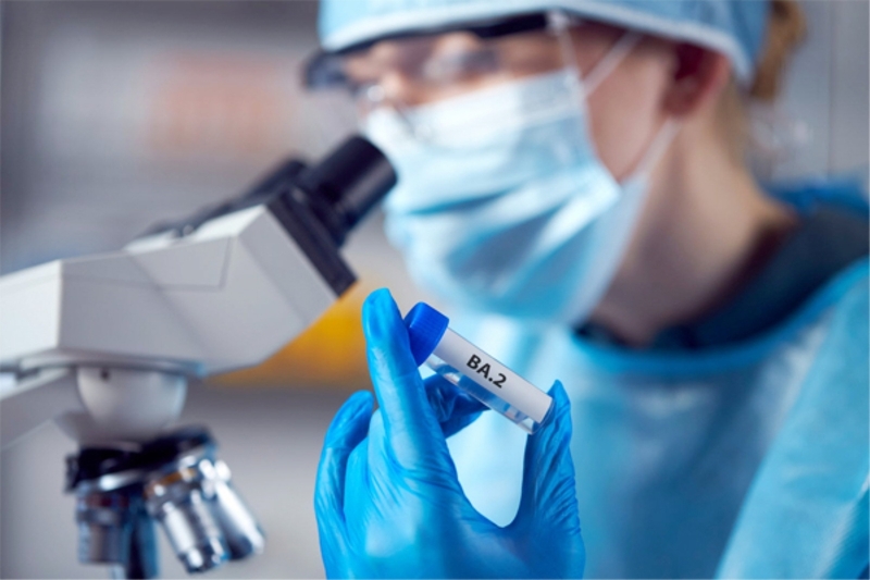 omicron tàng hình 3